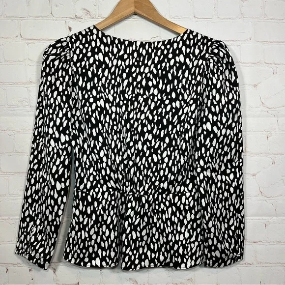 J Crew Long Sleeve Peplum Button Front Top in Printed Satin Crepe Size 2 - Picture 9 of 12